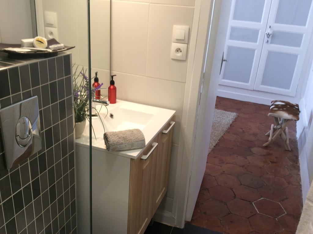 Berceau Henri II Apartment เลอม็องส์ ภายนอก รูปภาพ